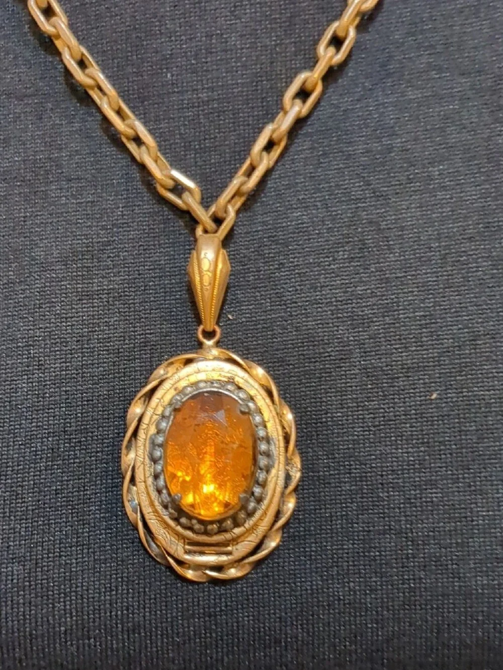 Vintage Gold Tone Oval Pendant Necklace And Locket